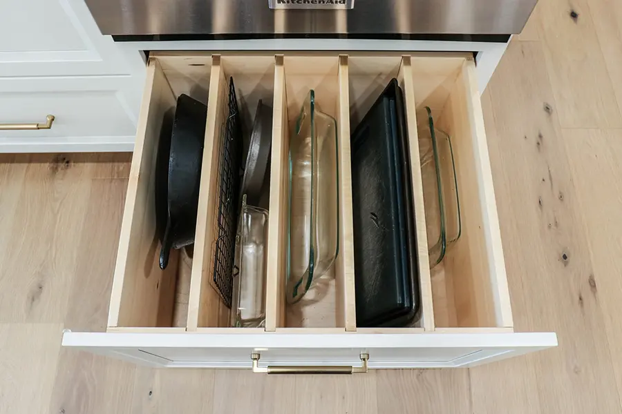 GRAVEL LANE DESIGN - 6 Custom Kitchen Features for Those Who Cook