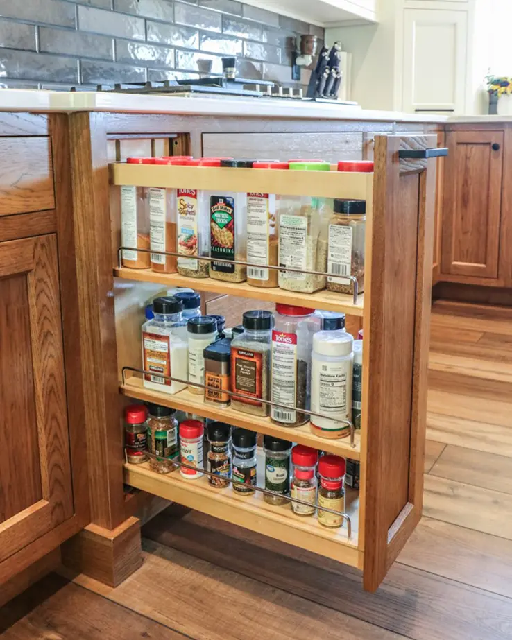 GRAVEL LANE DESIGN - 6 Custom Kitchen Features for Those Who Cook