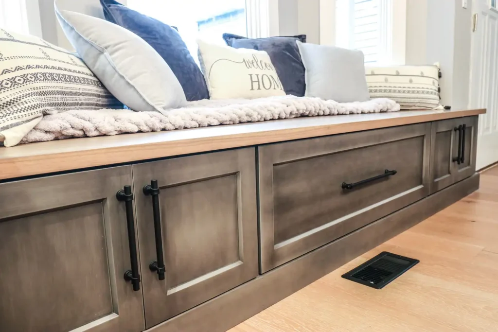 GRAVEL LANE DESIGN - Built-In Cabinetry Ideas to Maximize Extra Space