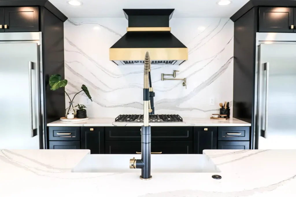 GRAVEL LANE DESIGN - 7 Ways to Elevate Your Kitchen Countertops