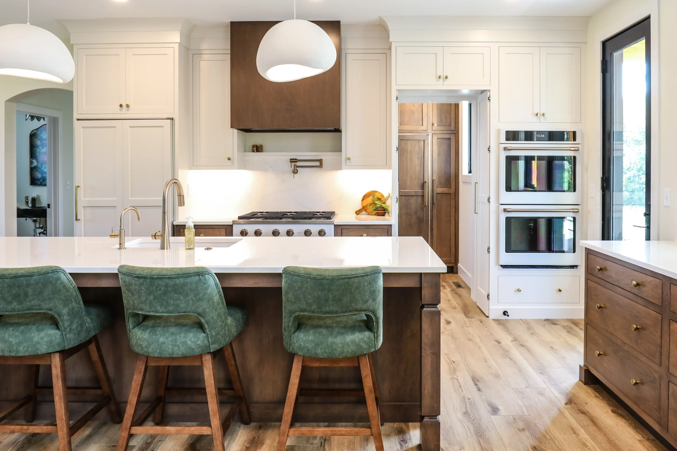 GRAVEL LANE DESIGN STUDIO - Designing for a New Build: Take the Cabinetry Tour