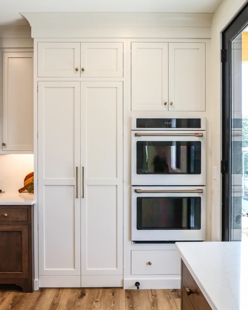 GRAVEL LANE DESIGN STUDIO - Designing for a New Build: Take the Cabinetry Tour