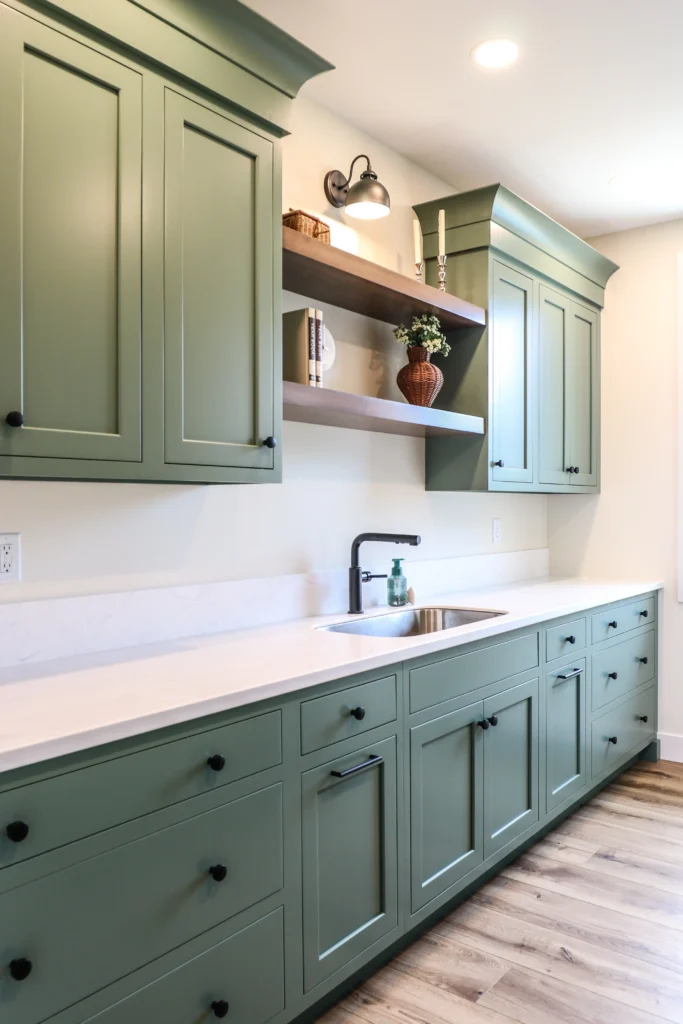 GRAVEL LANE DESIGN STUDIO - Designing for a New Build: Take the Cabinetry Tour