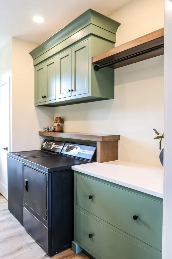 GRAVEL LANE DESIGN STUDIO - Designing for a New Build: Take the Cabinetry Tour