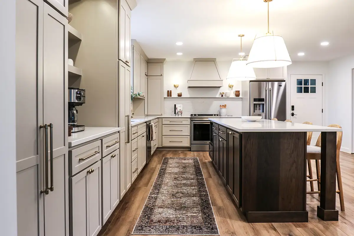 7 Go-To Cabinet Colors That Designers Love