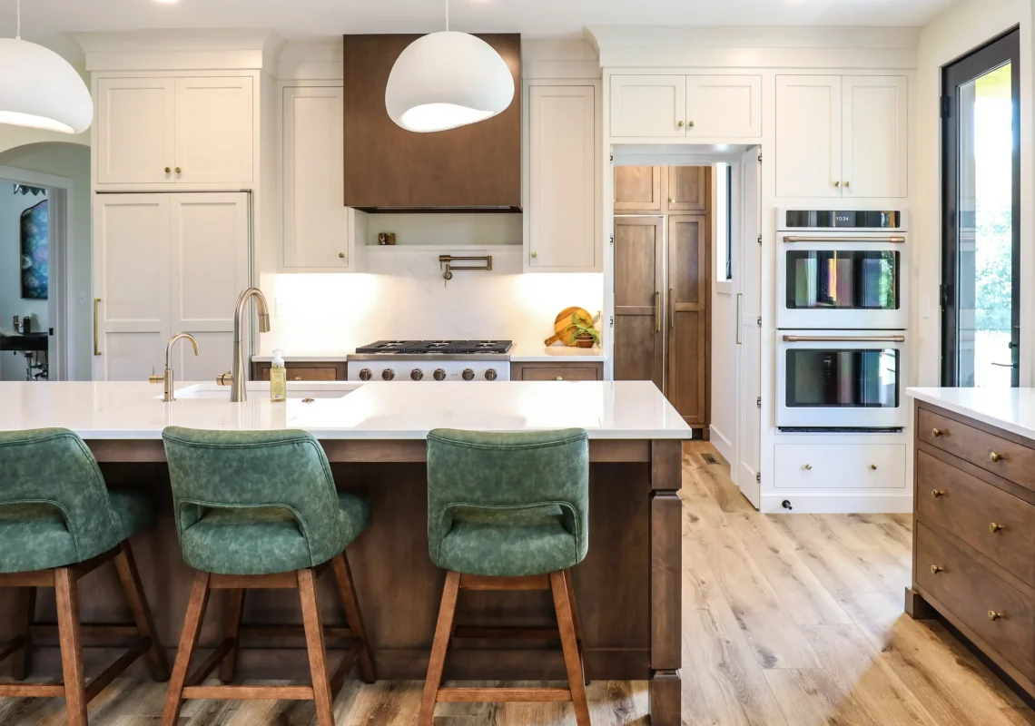 GRAVEL LANE DESIGN STUDIO - Designing for a New Build: Take the Cabinetry Tour
